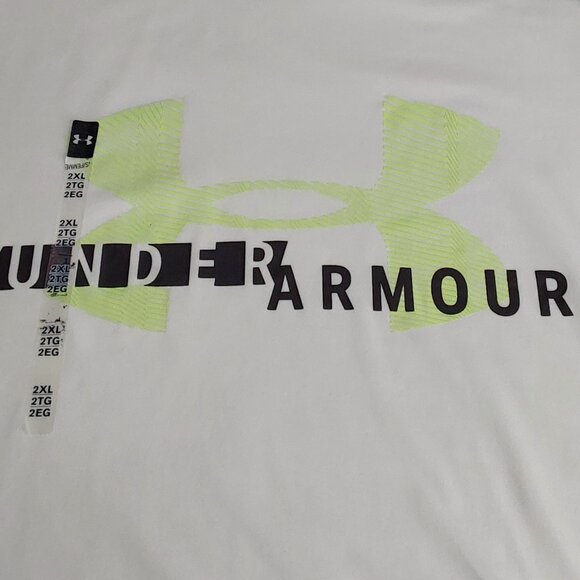 UNDER ARMOUR 'HEATGEAR' LOOSE FIT REFLECTIVE BACK GRAPHIC TEE - Picture 9 of 16